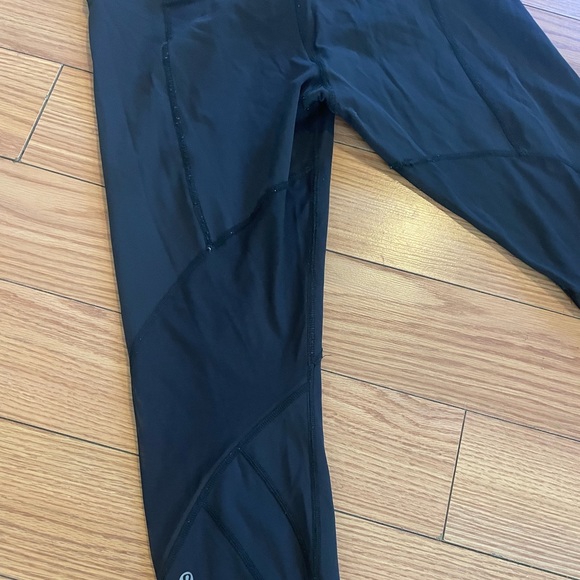 Lululemon mesh tights - Picture 3 of 3